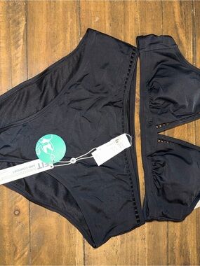 CUPSHE Black Two-Piece Bikini Set - Scoop Top & High Waist Bottoms